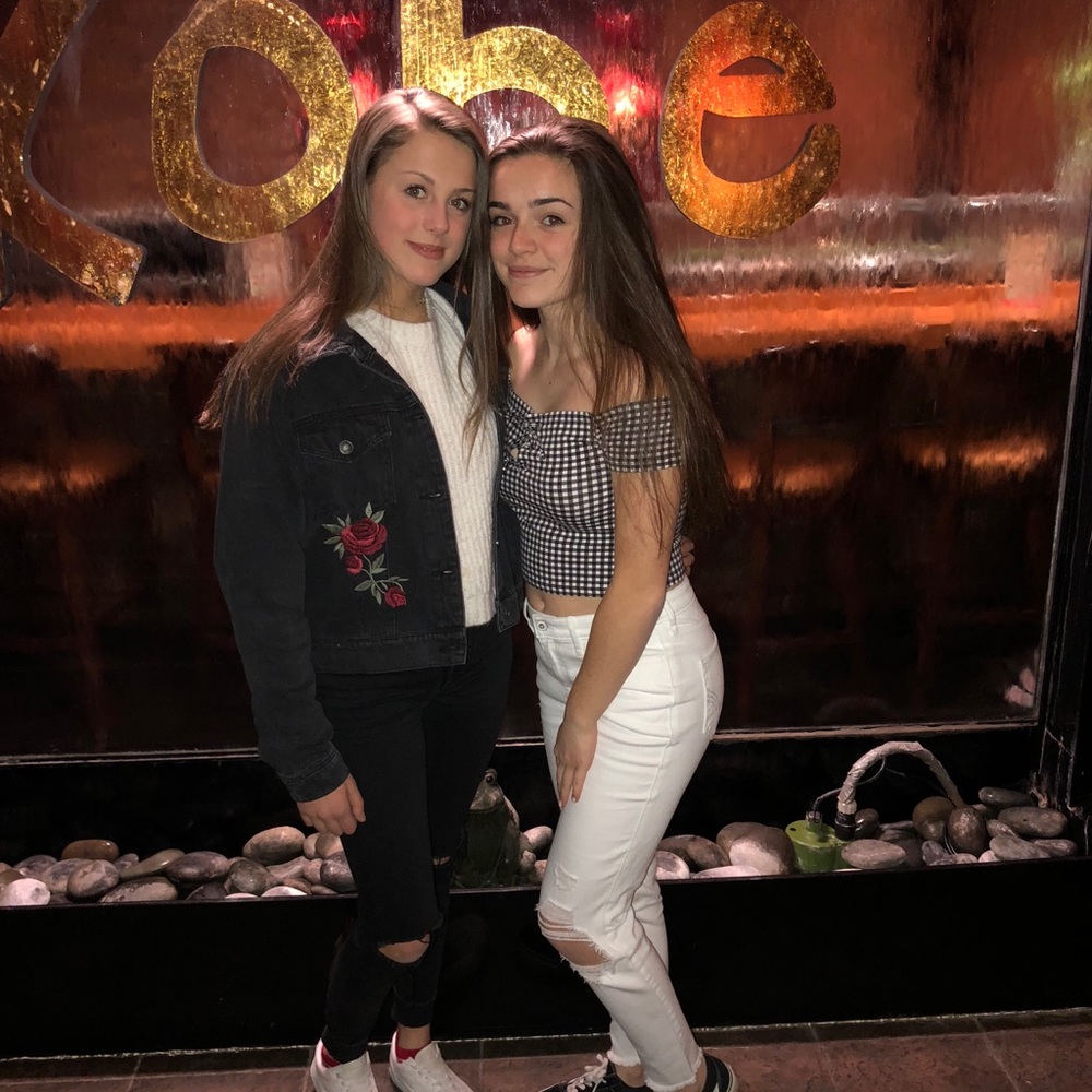 Meet your Posher, Julia